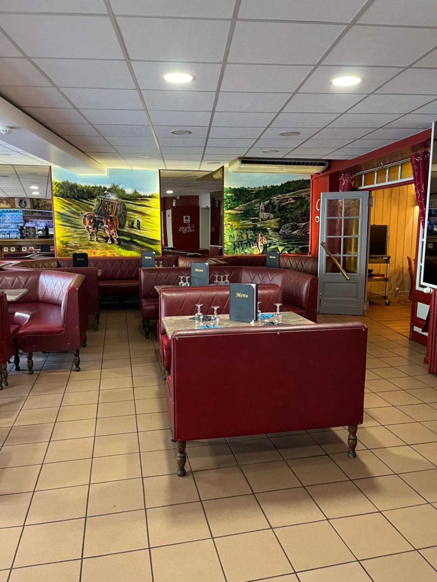 Logis Hotel Restaurant Des Voyageurs Saint-Paulien Bagian luar foto